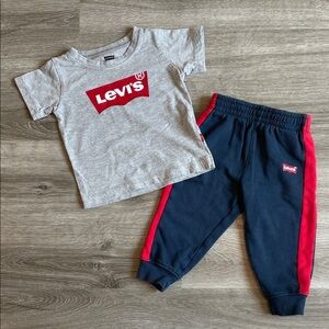 Levi's baby boys matching set